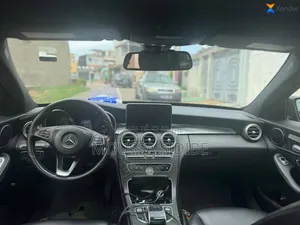 Mercedes-Benz C300 2016 Noir