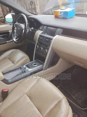 Land Rover Discovery 2018 Rouge