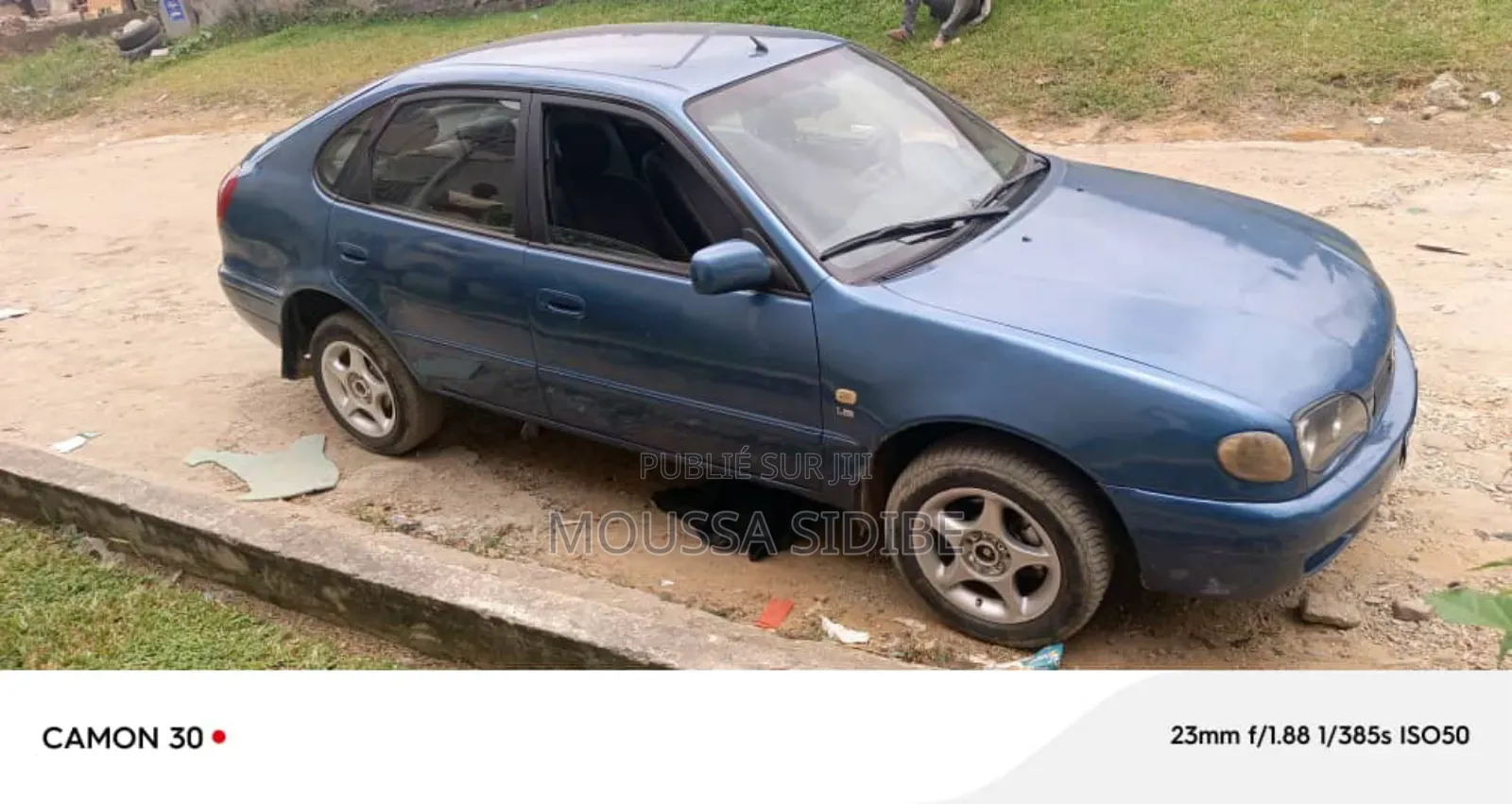 Toyota Corolla 2001 Bleu
