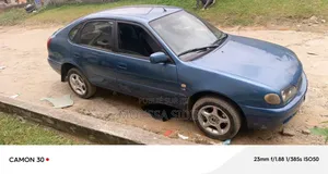 Toyota Corolla 2001 Bleu
