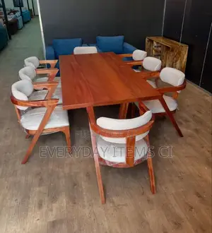 Photo - Table À Manger 8 Places