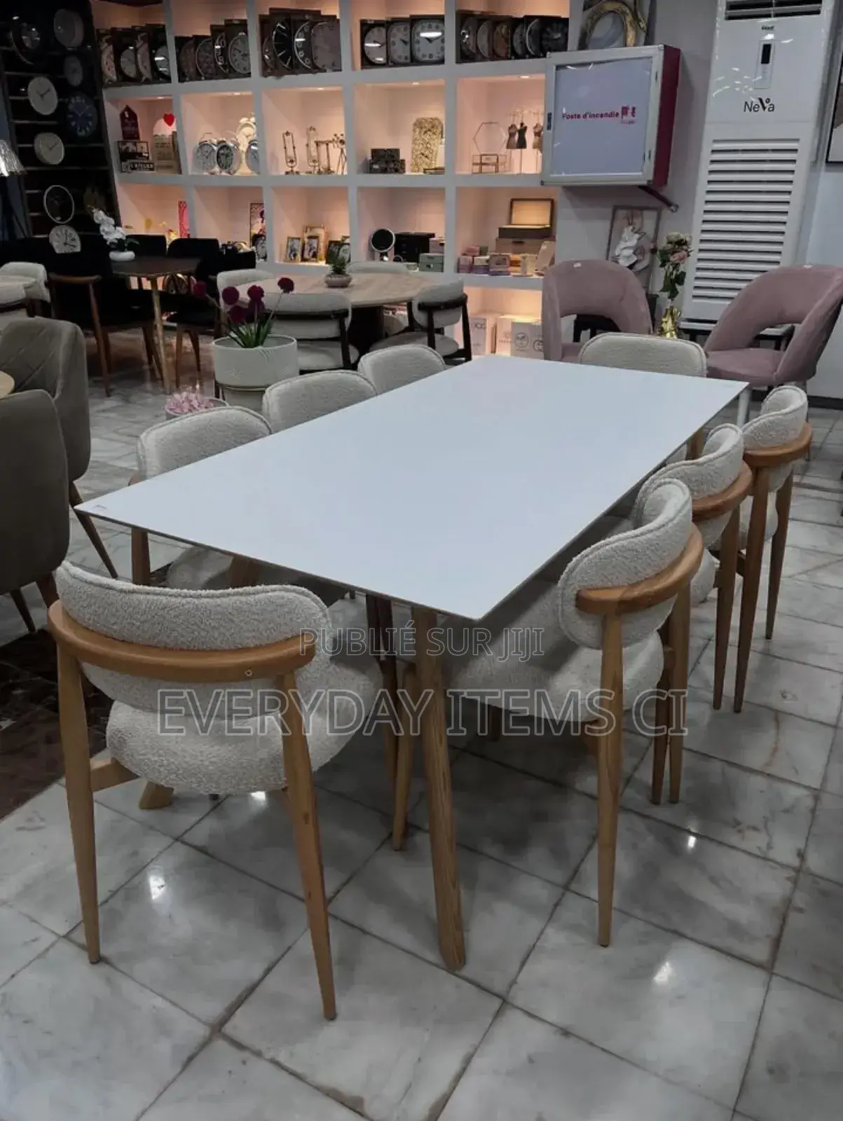 Table À Manger 8 Places