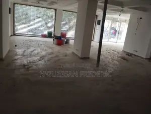 À Louer Marcory Zone 4 Magasin 160m2 Marcory Zone 4 Rue Marconi