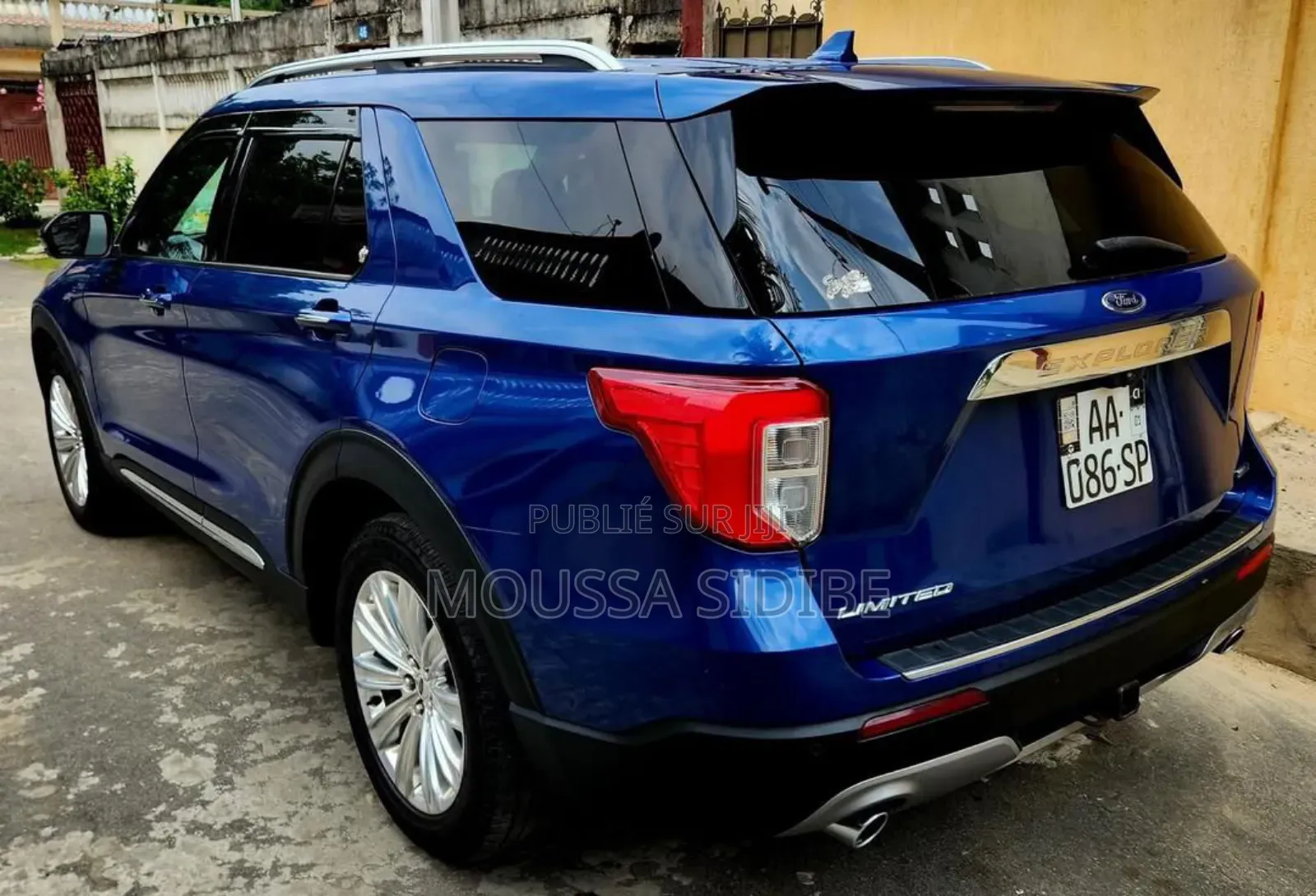 Ford Explorer 2020 Bleu