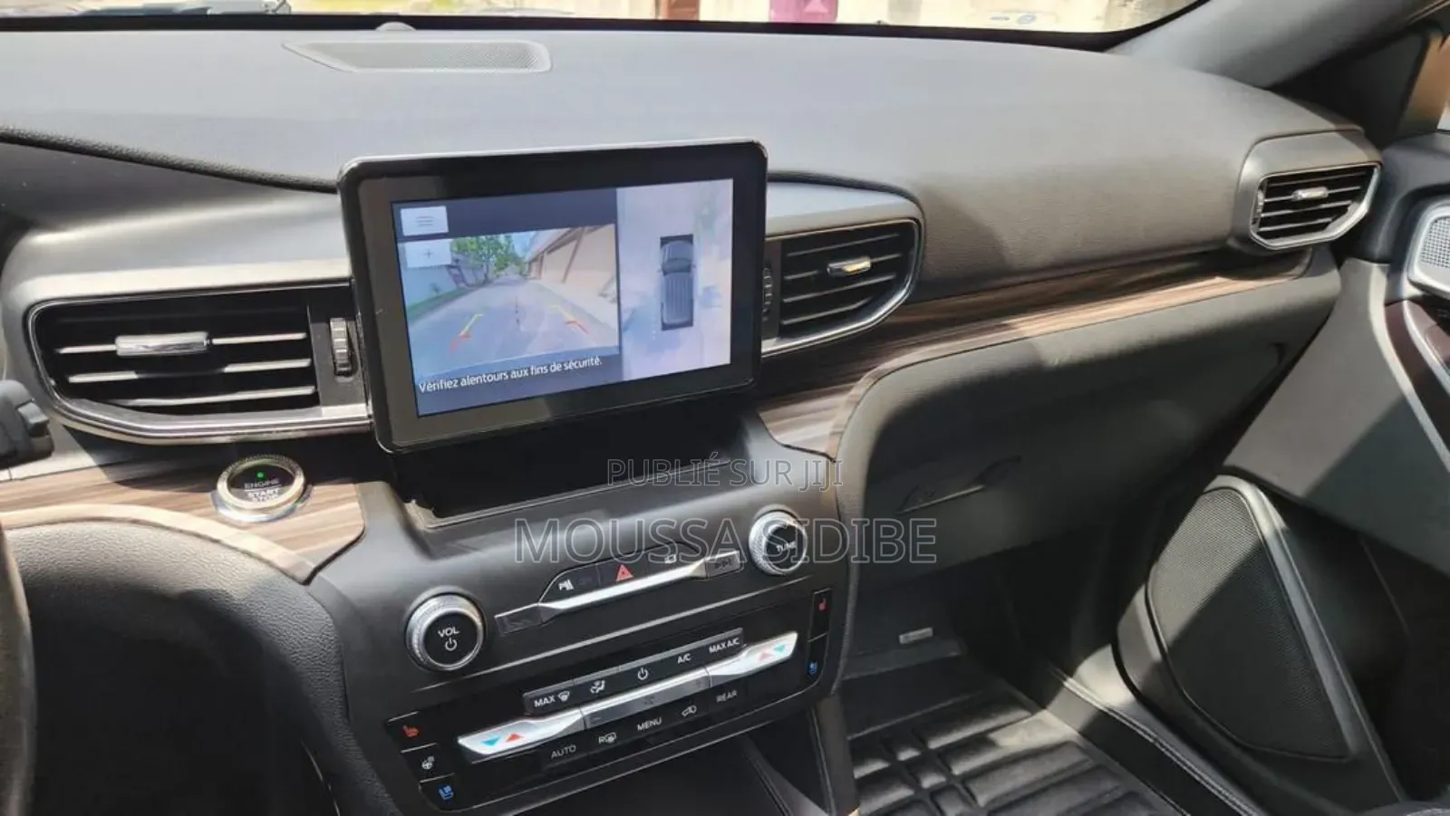 Ford Explorer 2020 Bleu