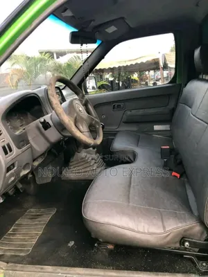 Nissan Hardbody 2018 Vert