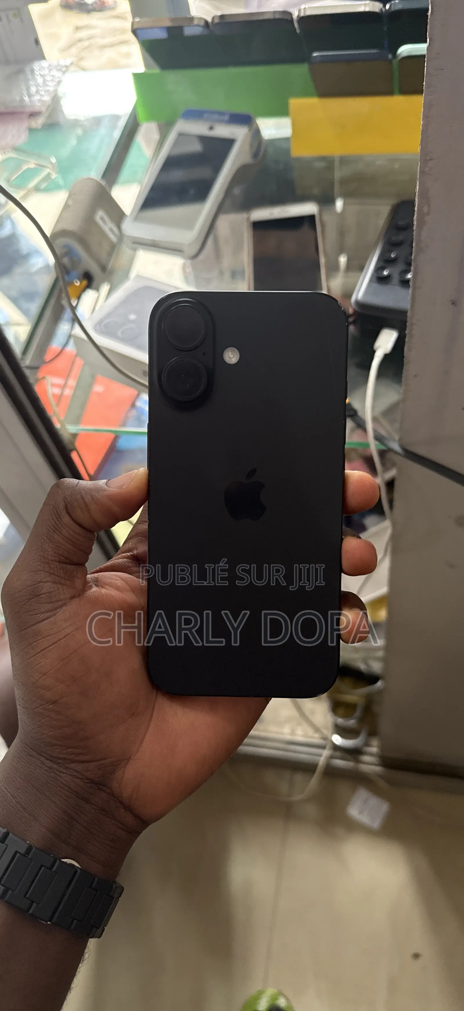 Pomme iPhone 16 128 GB Noir