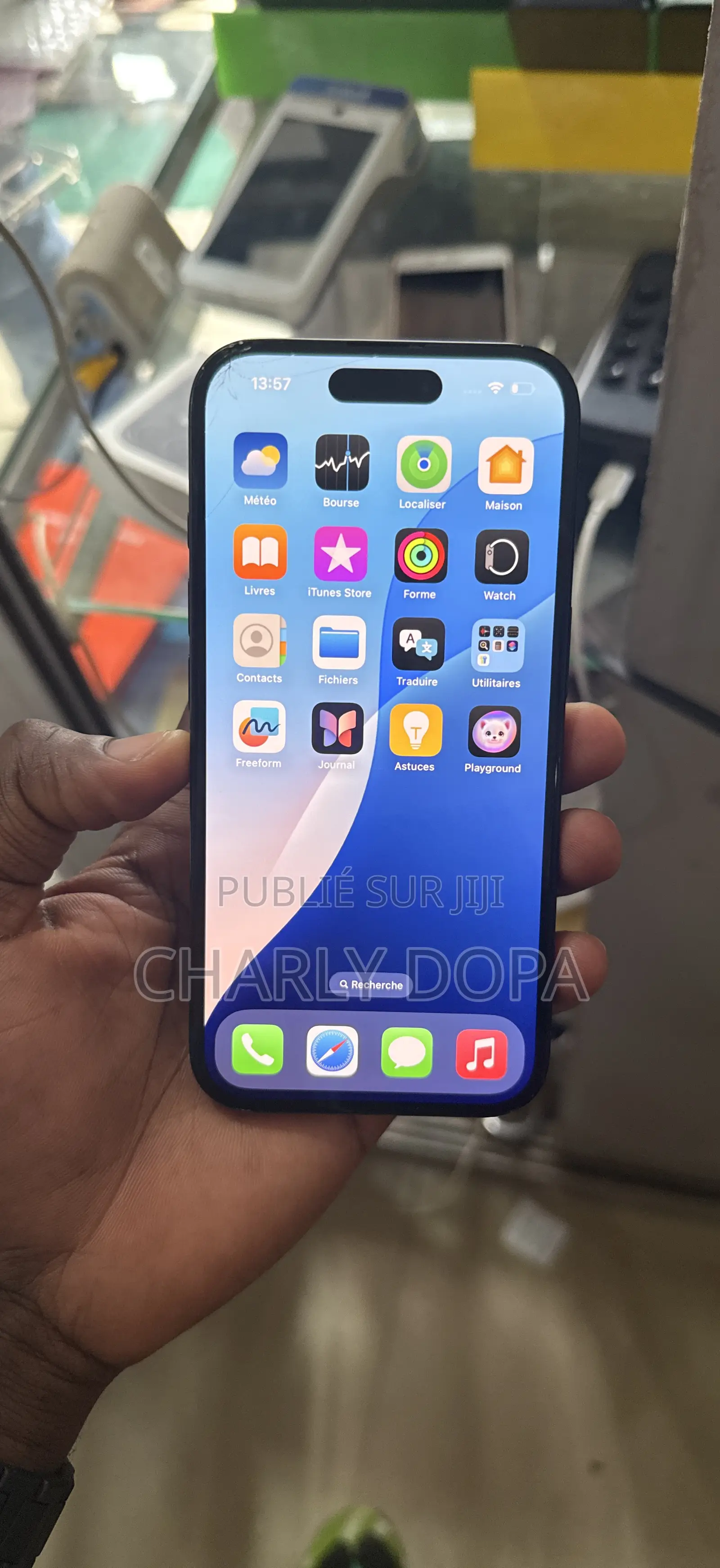 Pomme iPhone 16 128 GB Noir