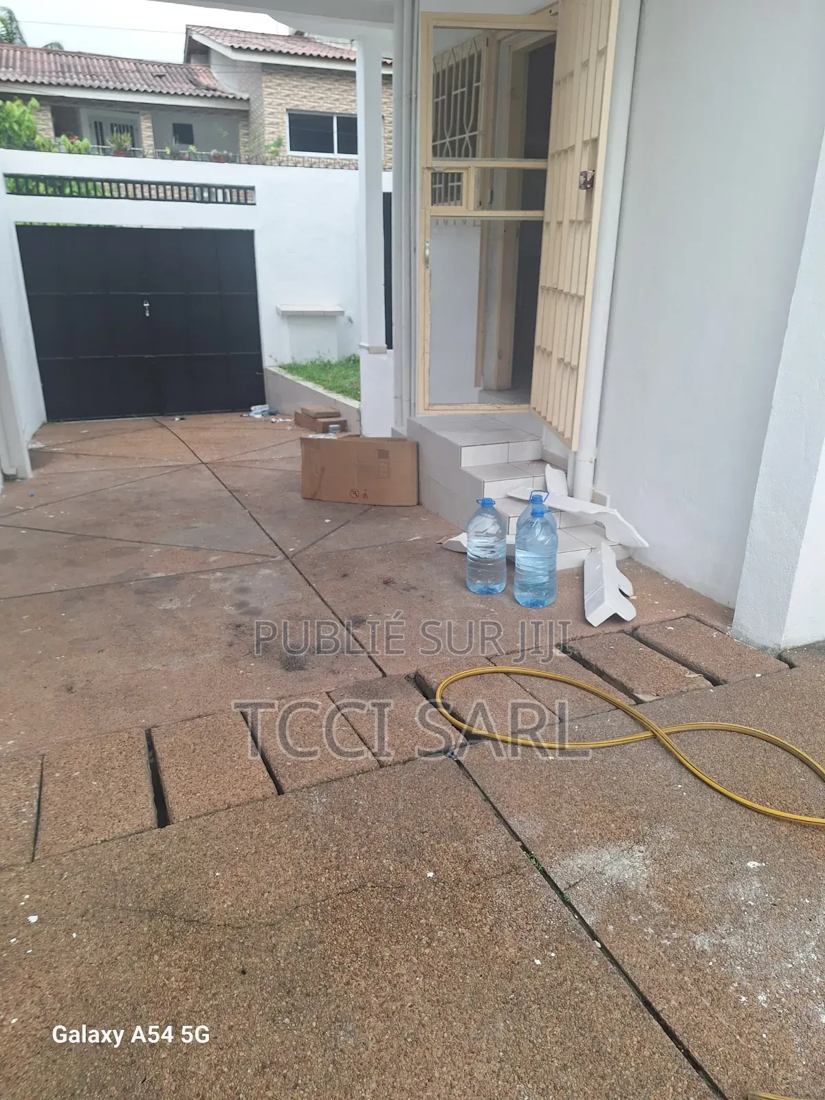 5chbre Duplex dans Tcci- Sarl, Cocody à Louer