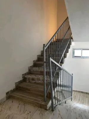 4chbre Villa dans Kady Yago, Cocody à Vendre