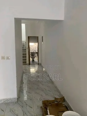 4chbre Villa dans Kady Yago, Cocody à Vendre