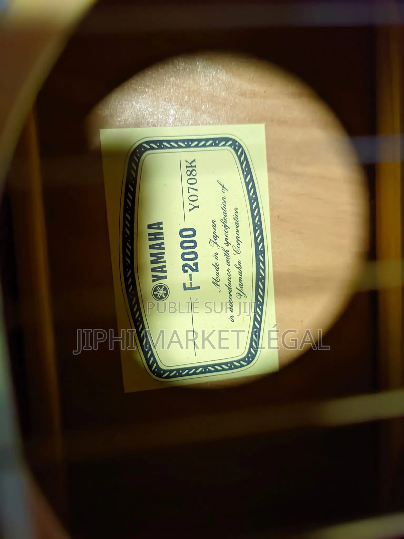 Guitare Acoustique Et Guitare Électron-Acoustique