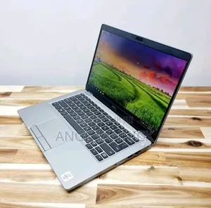 Photo - New Ordinateur Portable Dell Latitude 5310 16GB Intel Core I5 SSD 512GB