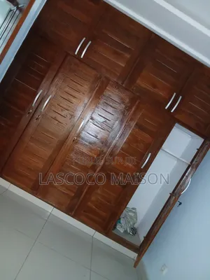 2chbre Appartement dans Lascoco Maison, Cocody à Louer