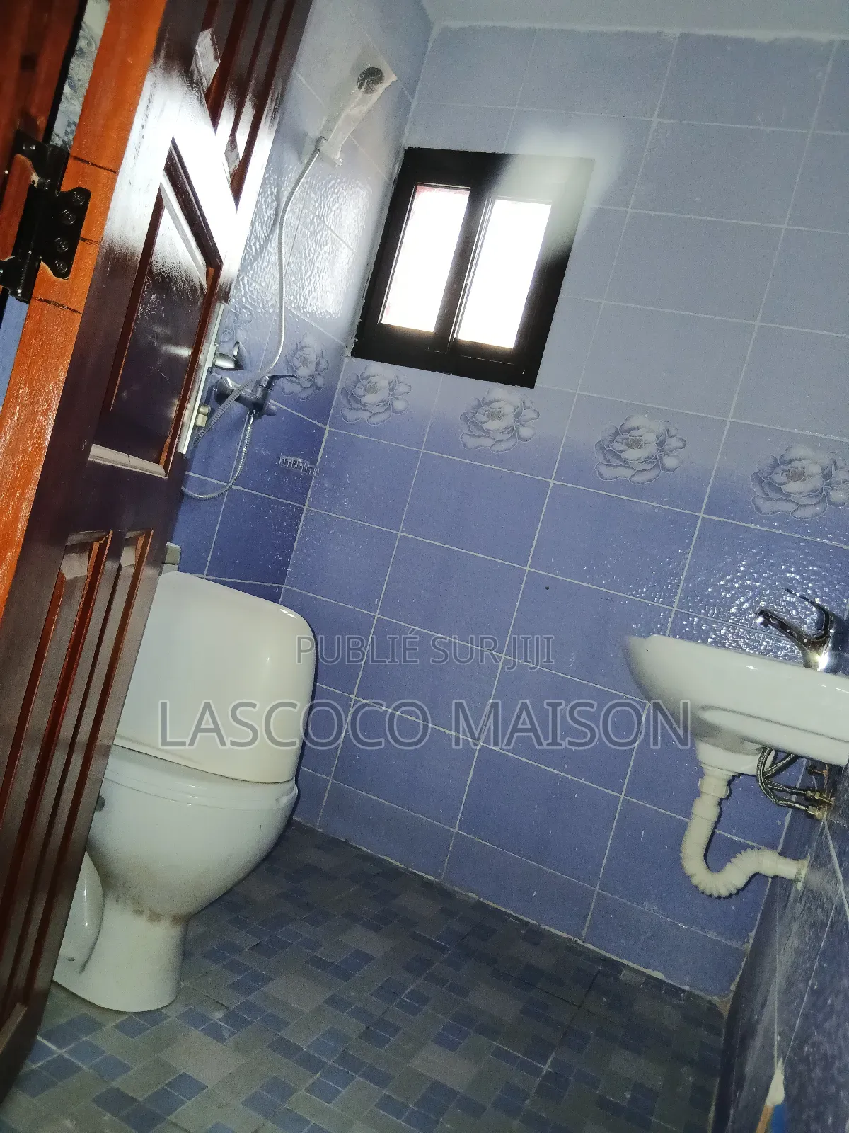 2chbre Appartement dans Lascoco Maison, Cocody à Louer