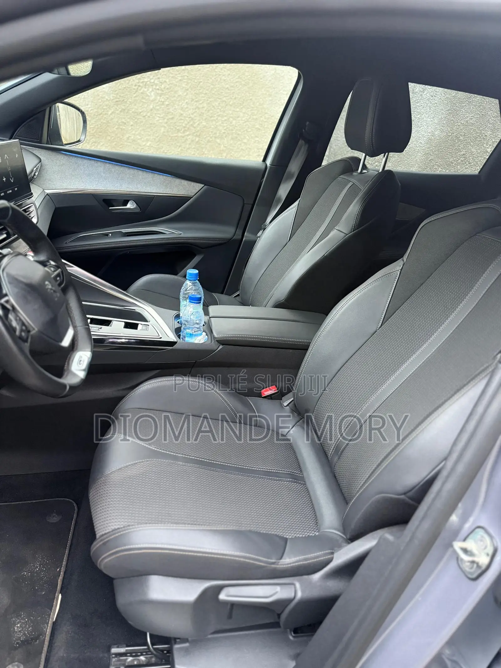 PEUGEOT 3008 2023 Gris