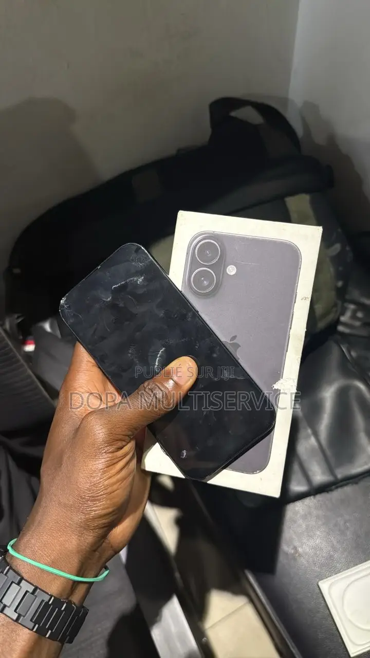 Pomme iPhone 16 128 GB Noir