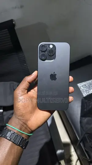 Photo - Pomme iPhone 16 Pro Max 256 GB Noir