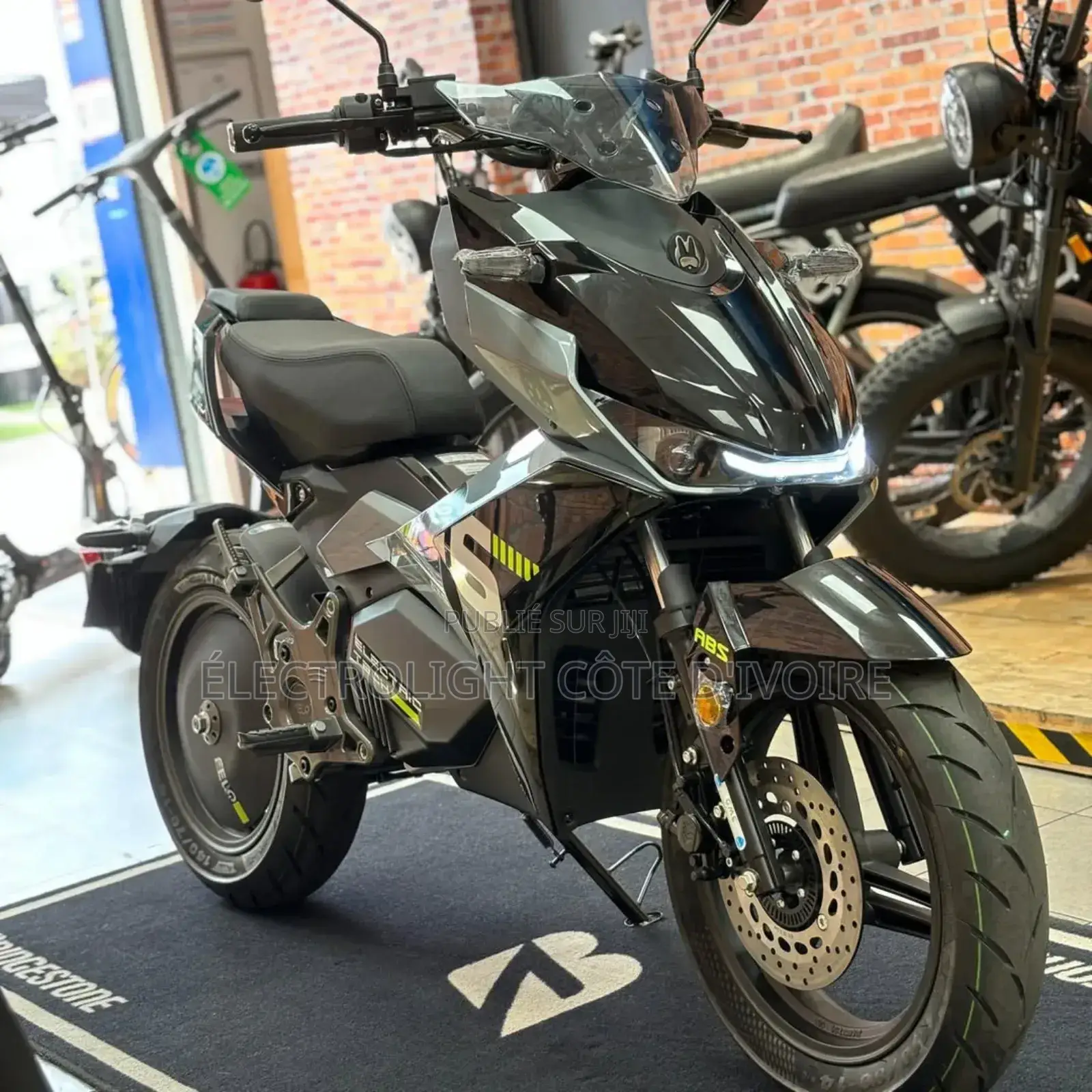 Neuf Yamaha Autre 2022 Gris