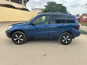 Toyota RAV4 2005 Bleu