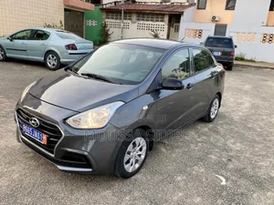 Photo - Hyundai I10 2018 Gris