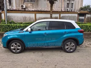 Suzuki Vitara 2020 Bleu