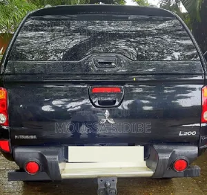 Mitsubishi L200 2015 Noir