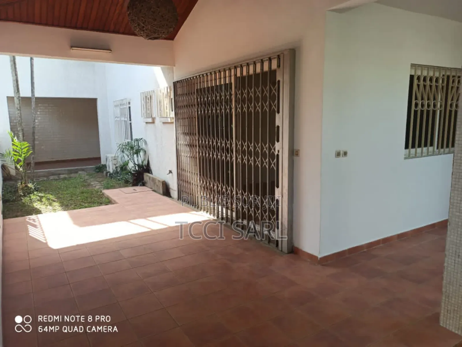 4chbre Duplex dans Kady Yago, Cocody à Vendre