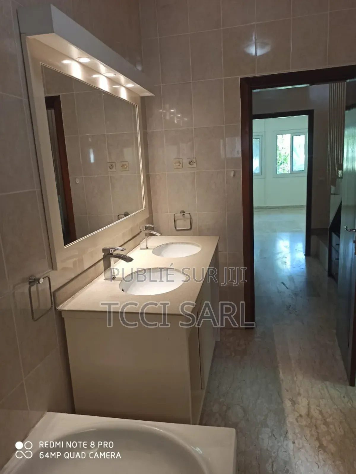 4chbre Duplex dans Kady Yago, Cocody à Vendre