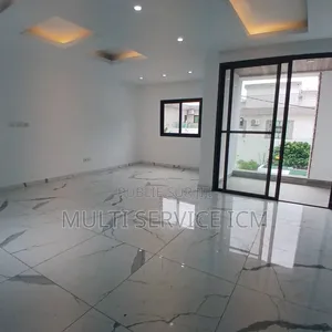 6chbre Duplex dans Ismaël Coulibaly, Cocody à Vendre
