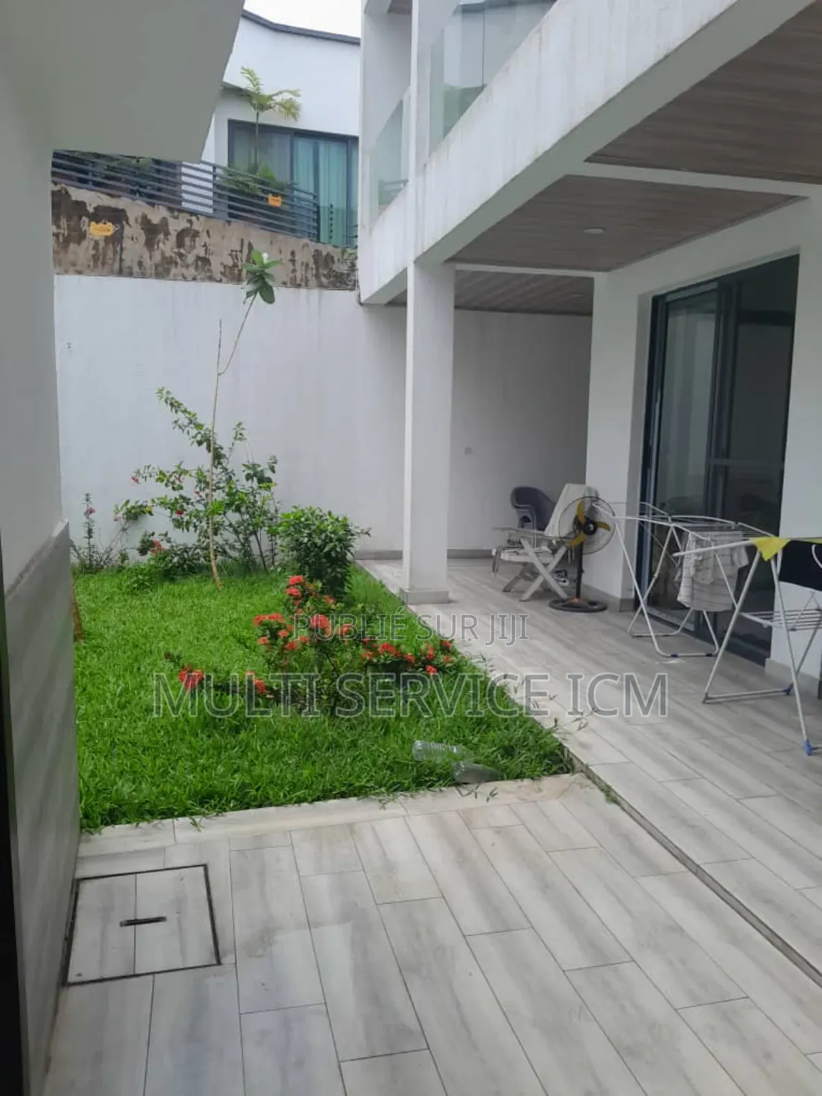 6chbre Duplex dans Ismaël Coulibaly, Cocody à Vendre