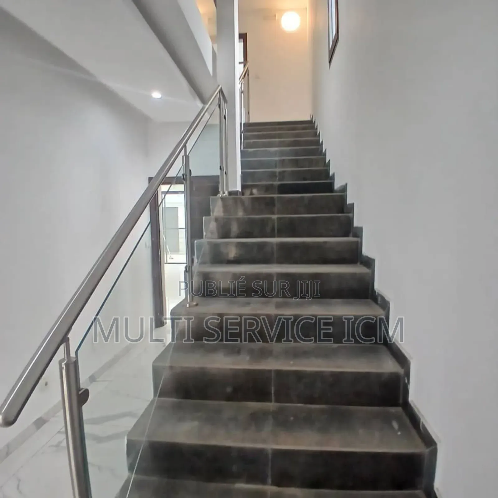 6chbre Duplex dans Ismaël Coulibaly, Cocody à Vendre