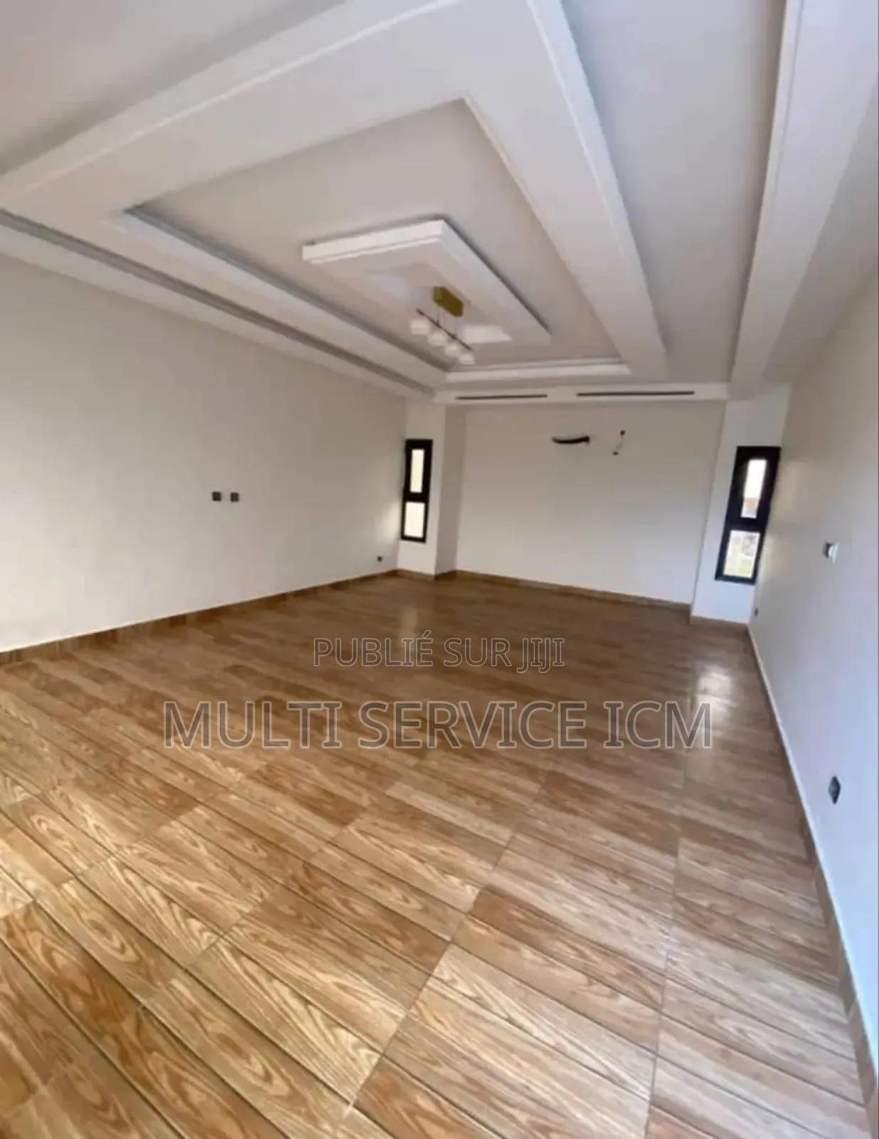 5chbre Villa dans Ismaël Coulibaly, Cocody à Vendre