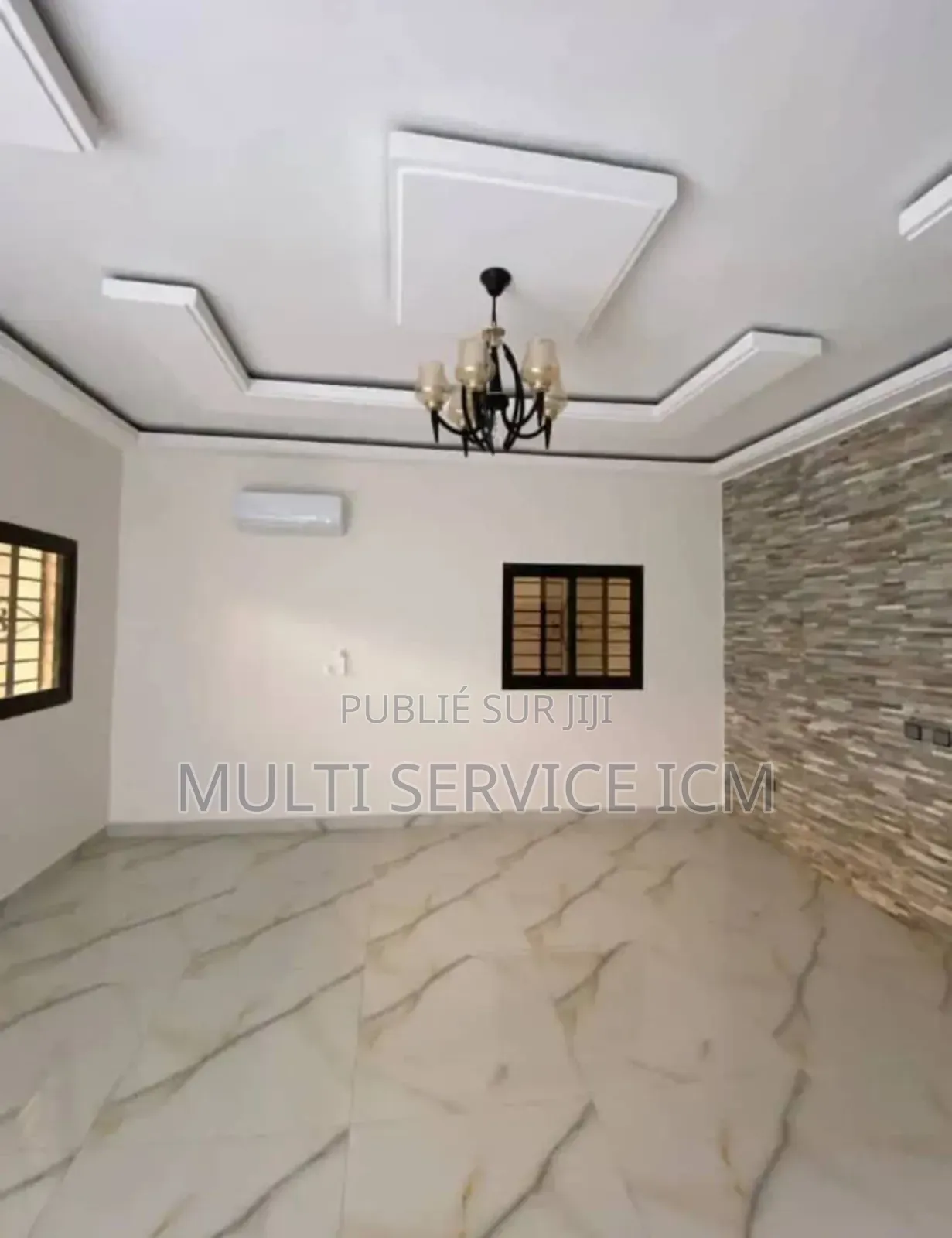 5chbre Villa dans Ismaël Coulibaly, Cocody à Vendre