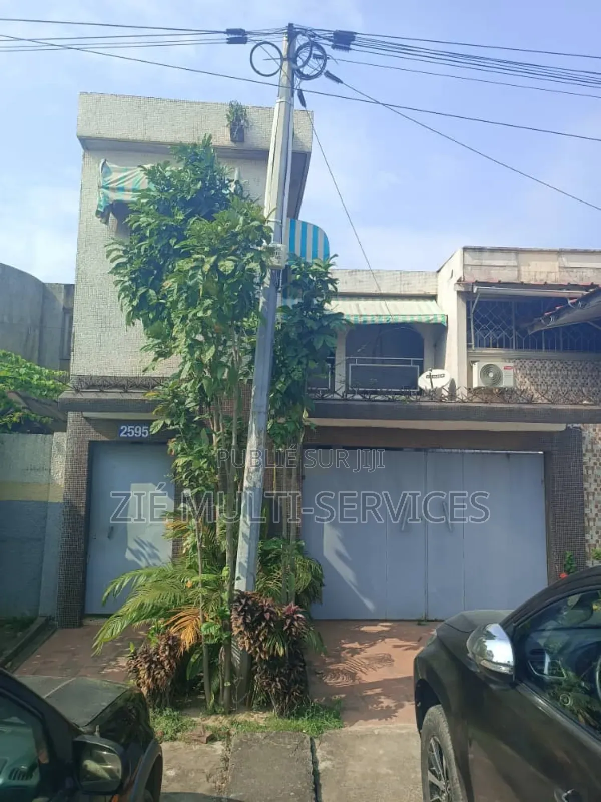 Furnished 7chbre Duplex dans Zié Multi-Service, Port-Bouët à Vendre