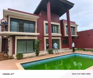 5chbre Duplex dans Ismaël Coulibaly, Cocody à Vendre