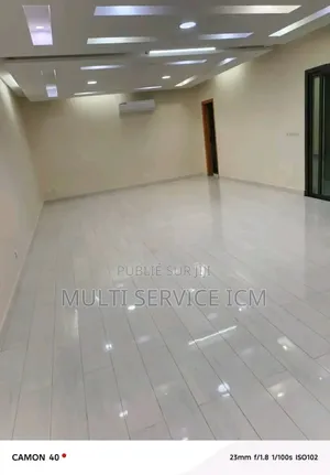 5chbre Duplex dans Ismaël Coulibaly, Cocody à Vendre