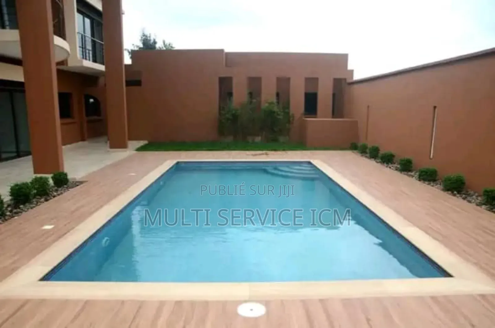 5chbre Duplex dans Ismaël Coulibaly, Cocody à Vendre