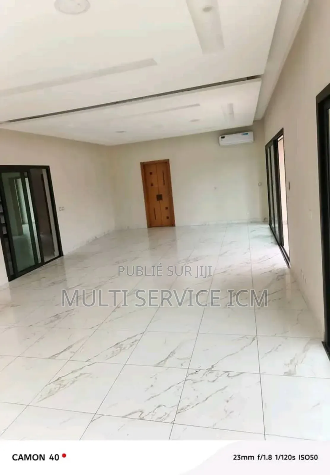 5chbre Duplex dans Ismaël Coulibaly, Cocody à Vendre