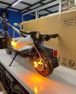 New Aprilia Autre 2022 Beige