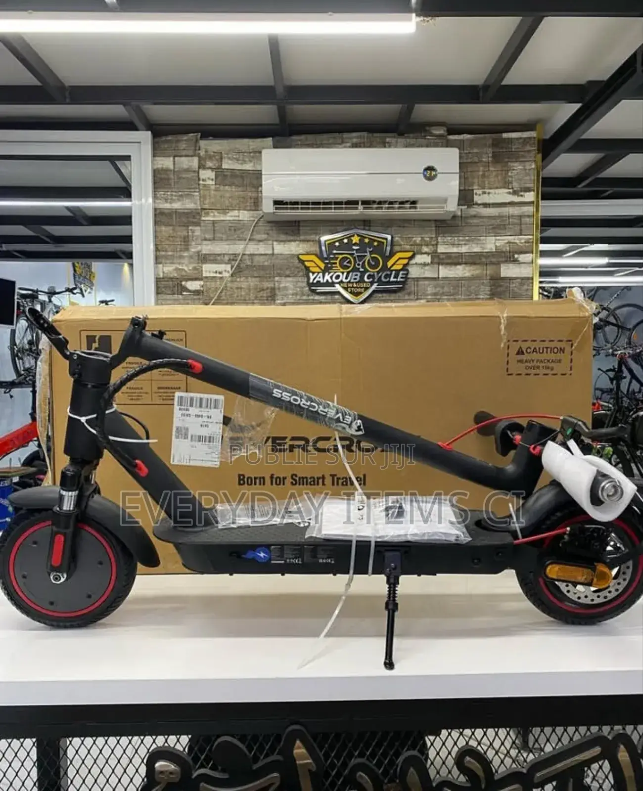 New Aprilia Autre 2022 Beige