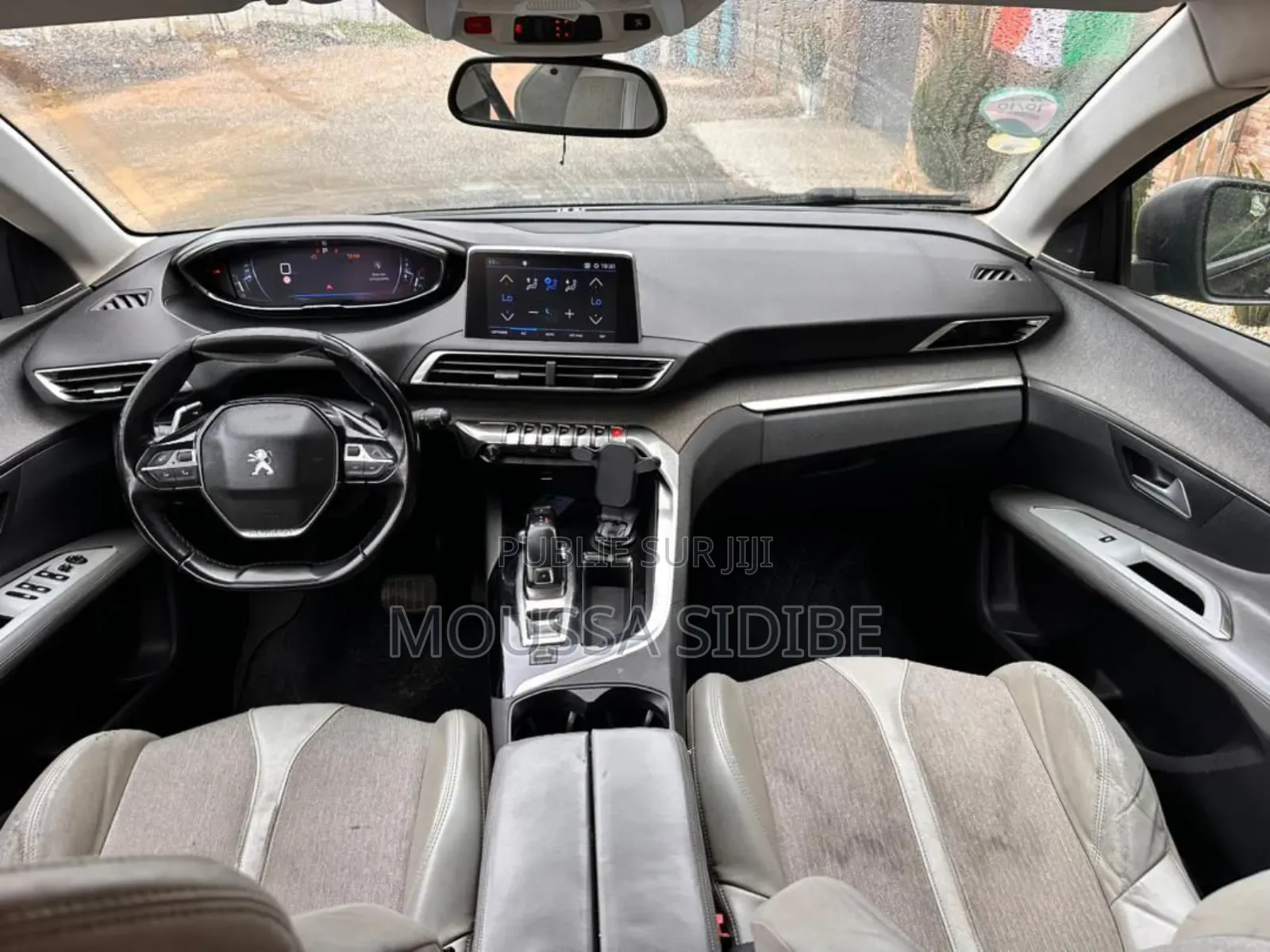 PEUGEOT 5008 2021 Noir