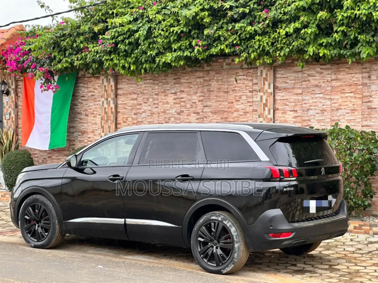 PEUGEOT 5008 2021 Noir