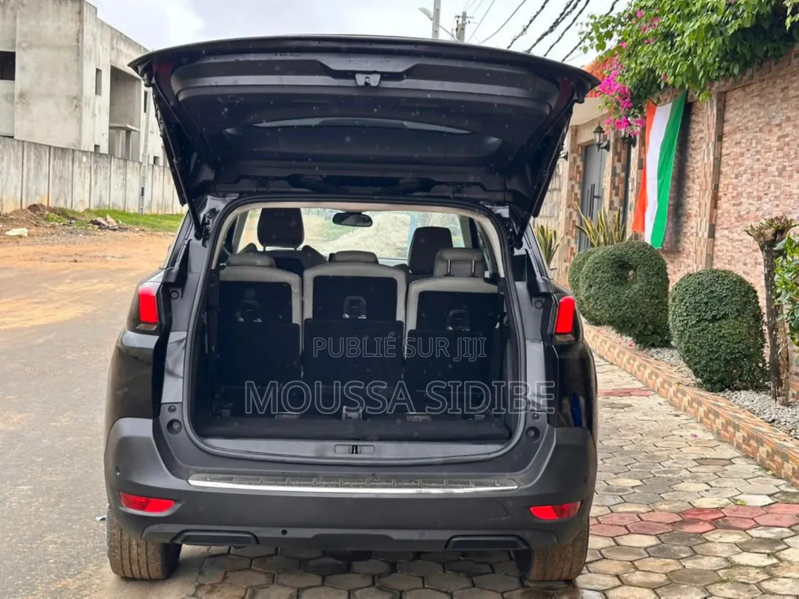 PEUGEOT 5008 2021 Noir