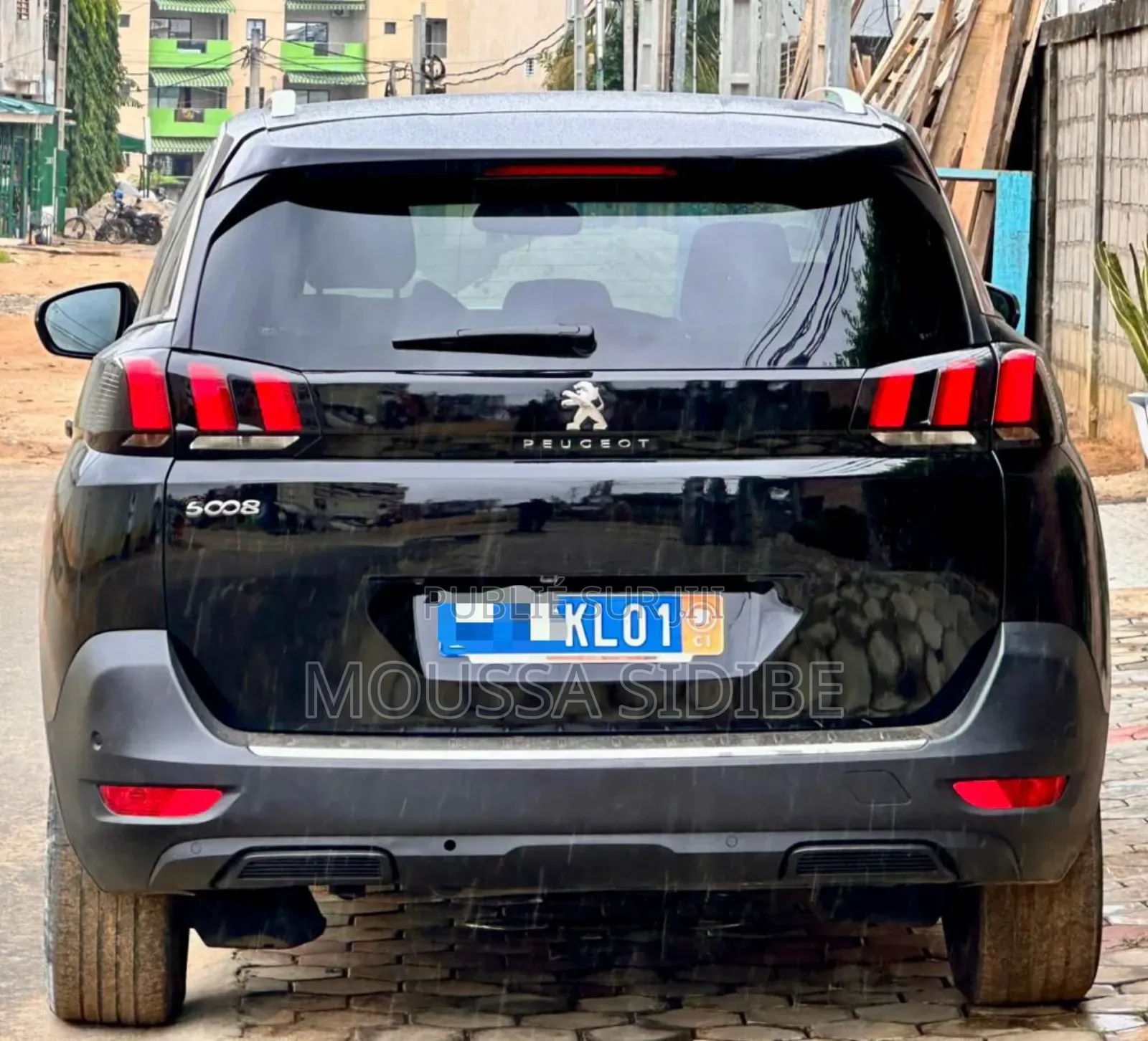 PEUGEOT 5008 2021 Noir