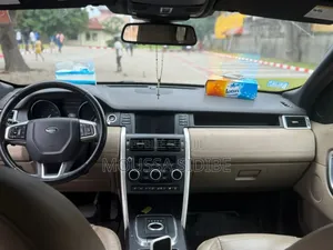 Land Rover Discovery 2018 Marron