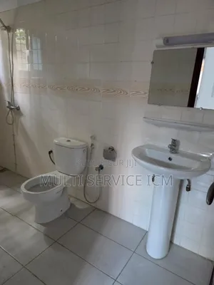 3chbre Duplex dans Ismaël Coulibaly, Cocody à Vendre