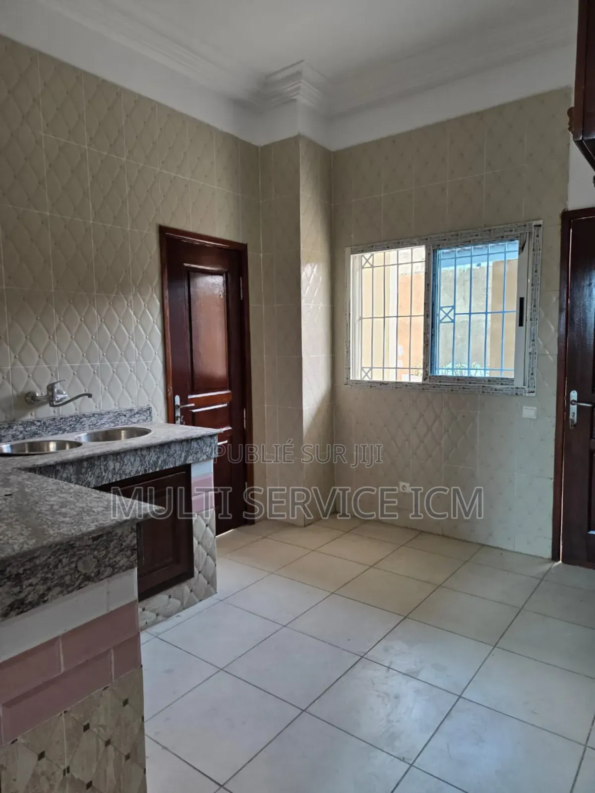 3chbre Duplex dans Ismaël Coulibaly, Cocody à Vendre
