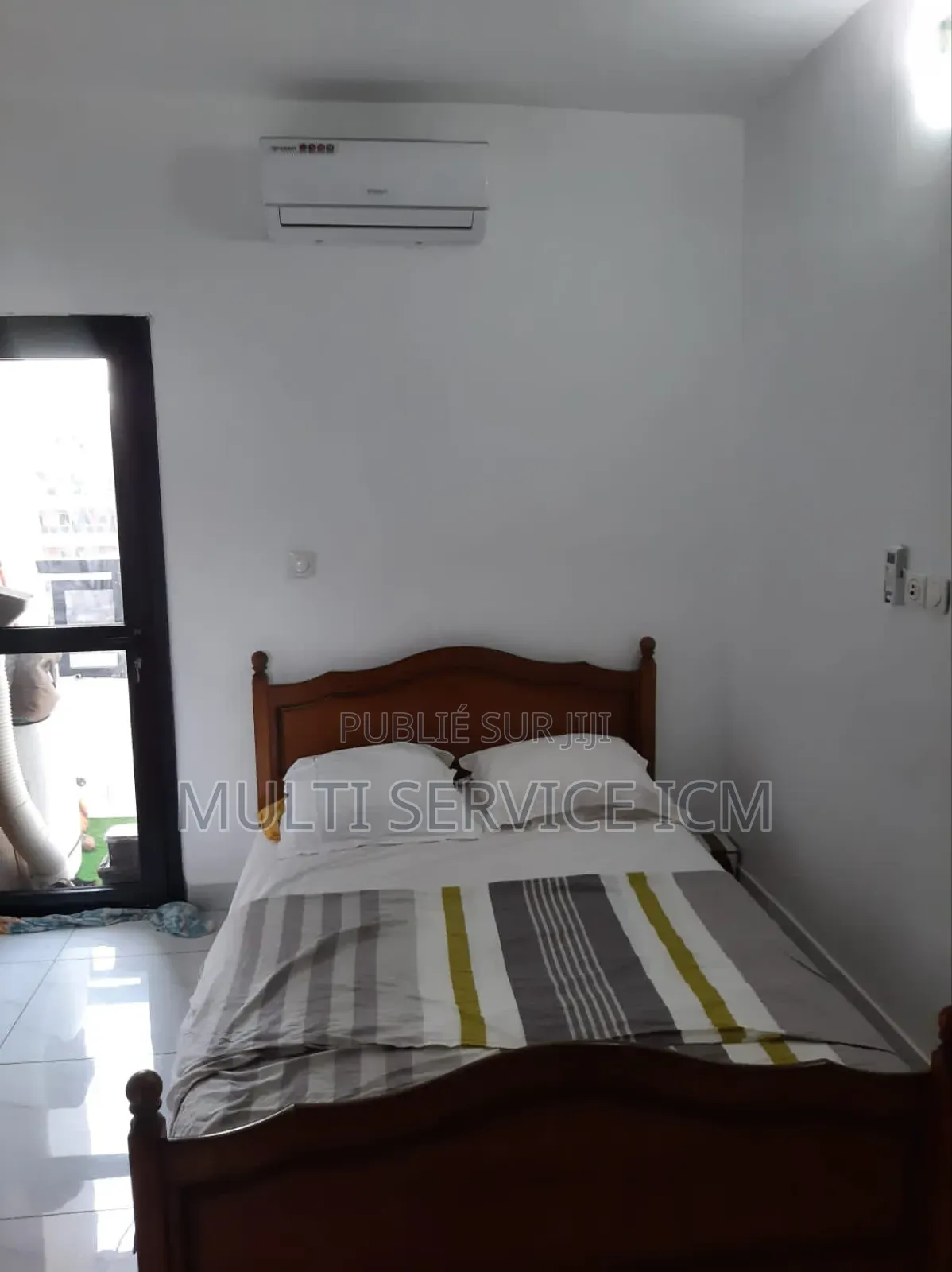 3chbre Duplex dans Ismaël Coulibaly, Cocody à Vendre