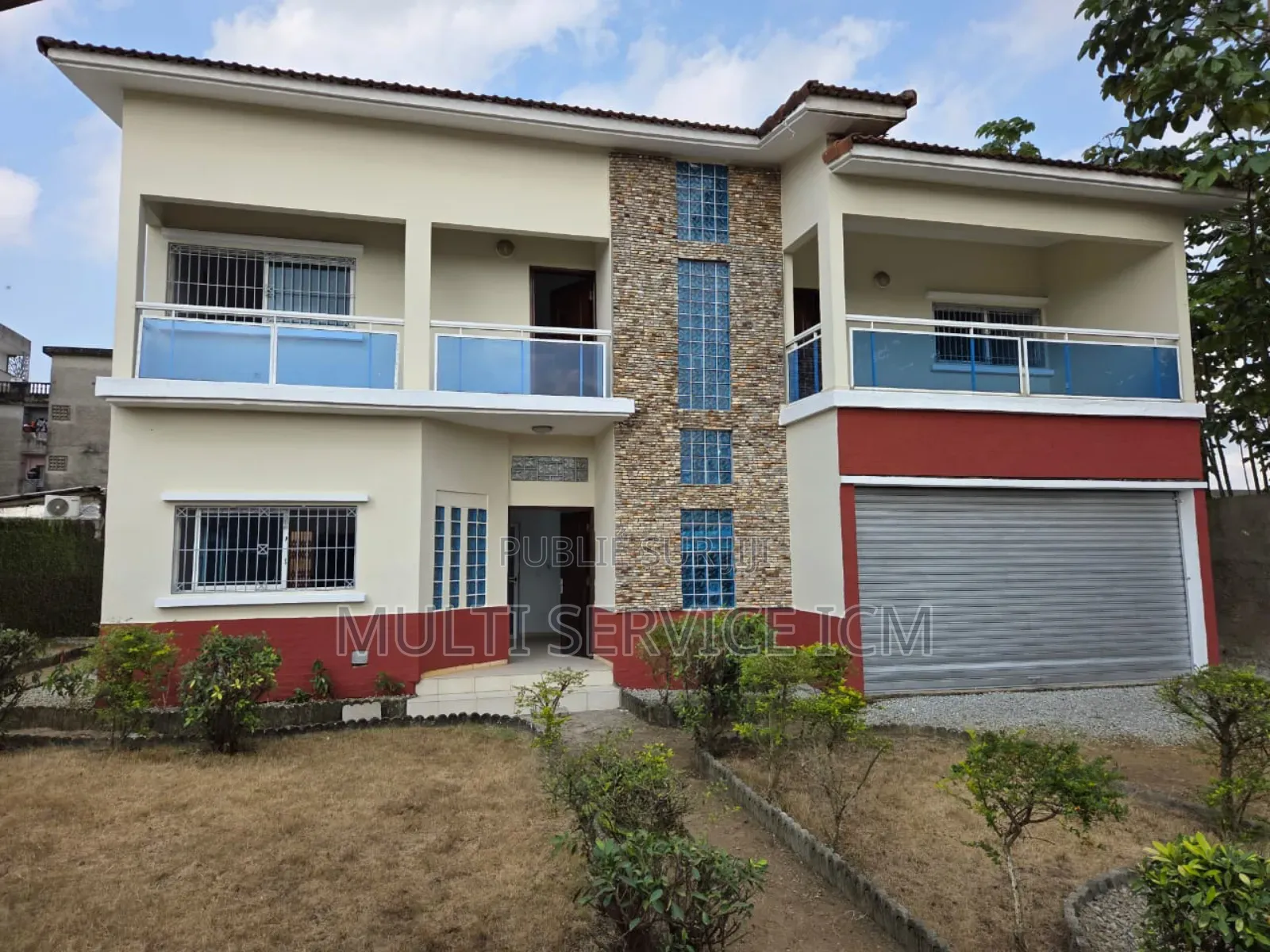 3chbre Duplex dans Ismaël Coulibaly, Cocody à Vendre